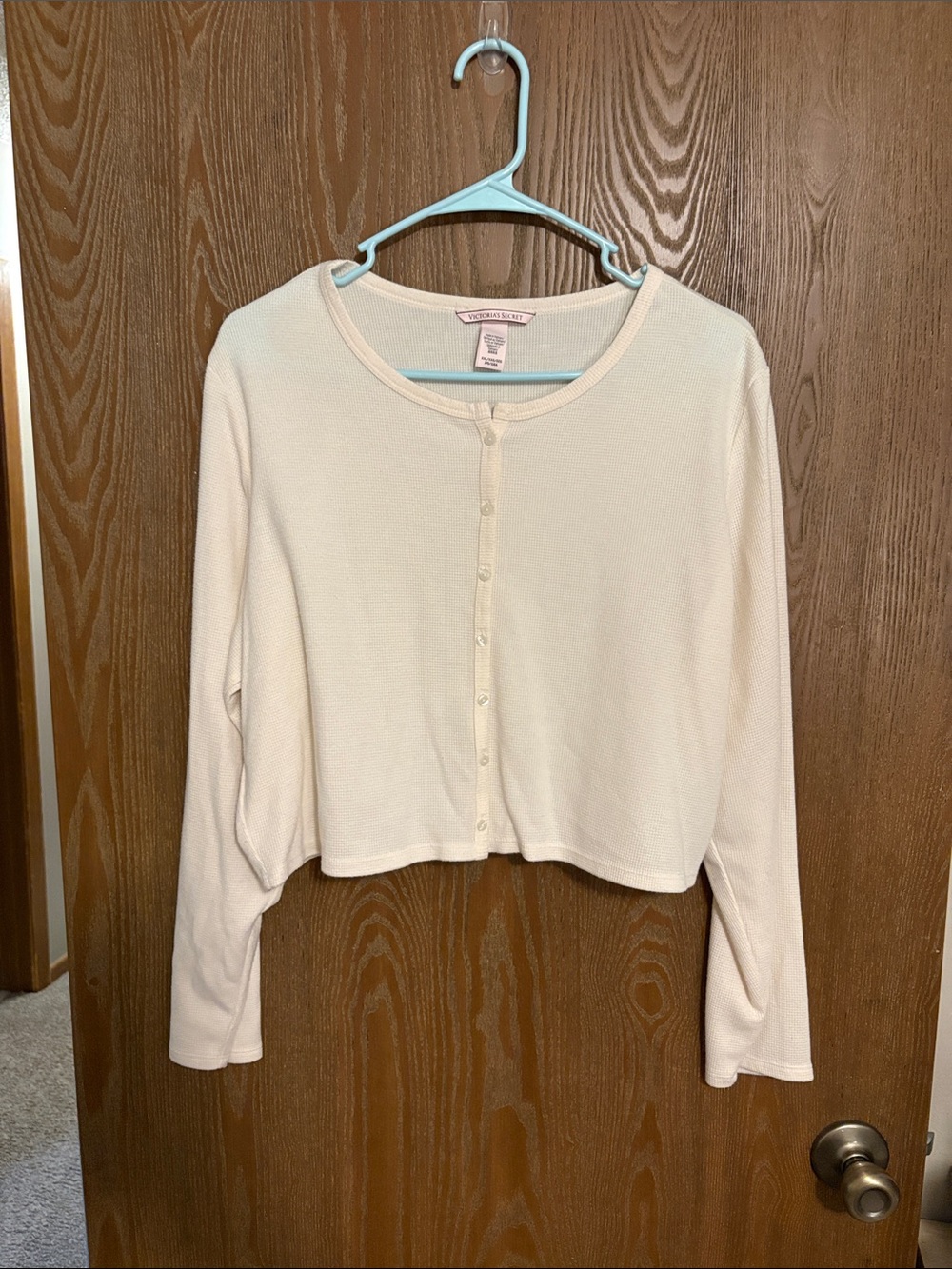 Victoria's Secret Cream Ribbed Button-Front Long Sleeve crop Top